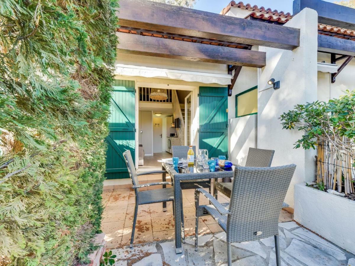 Studio Mas De La Plage By Interhome Кавалере-сюр-Мер Екстериор снимка